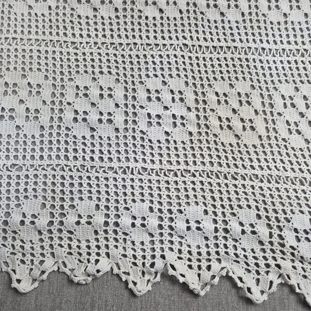 Vintage Handmade Cream Crochet Lace Tablecloth Scalloped Edge Cottagecore Farm